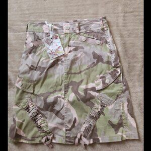 Kids Plugg Pink Camo Skirt Size Small